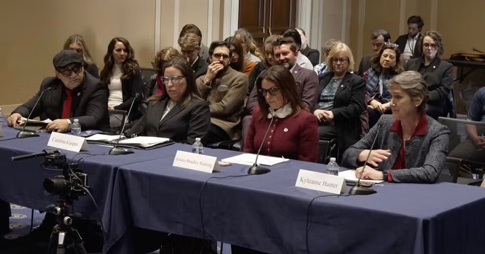 ډېموکراتانو د پخوانیو افغان همکارانو پروړاندې د ټرمپ حکومت بې‌تفاوتي غېر اخلاقي وبلله