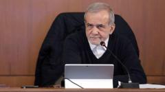 پزشکیان: مگر ممکن است ما خودمان بازار و مسجد را آتش بزنیم تا جامعه را اداره کنیم؟