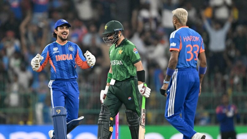 تیم کریکت هند با تفاوت۶۱ دوش پاکستان را شکست داد