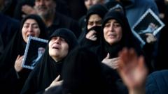 حکومت ایران همچنان پابرجاست؛ روزهای آینده نشان خواهد داد آیا می‌تواند دوام بیاورد