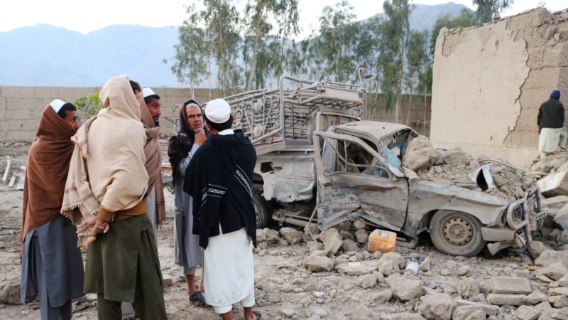 یک باشنده ولایت ننگرهار: امید وارم جنگ پایان یابد و نفس راحت بکشیم