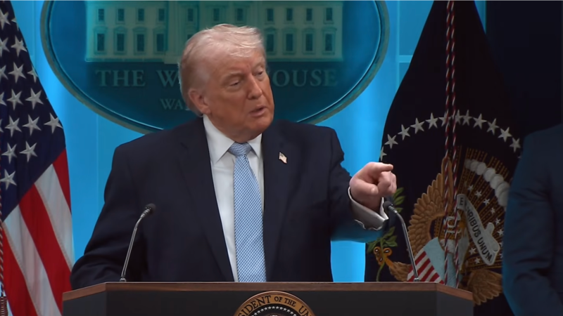 د واشنګټن او تهران ترمنځ د مشروط اوربند اعلان؛ ټرمپ وايي «نن د نړیوالې سولې لپاره لویه ورځ ده»