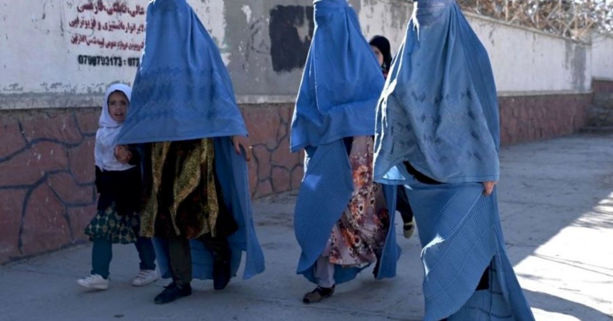 طالبان وایي په تېرو نږدې پنځو کلونو کې یې د ښځو اړوند ۱۰۰زرو قضیو ته رسېدنه کړې