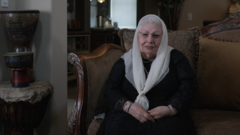 د استاد فریده مهوش د هنري اثارو ډیجیټلي کېدل: 