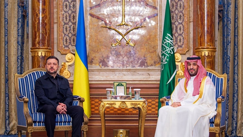 گسترش همکاری های امنیتی، زلینسکی به عربستان رفت