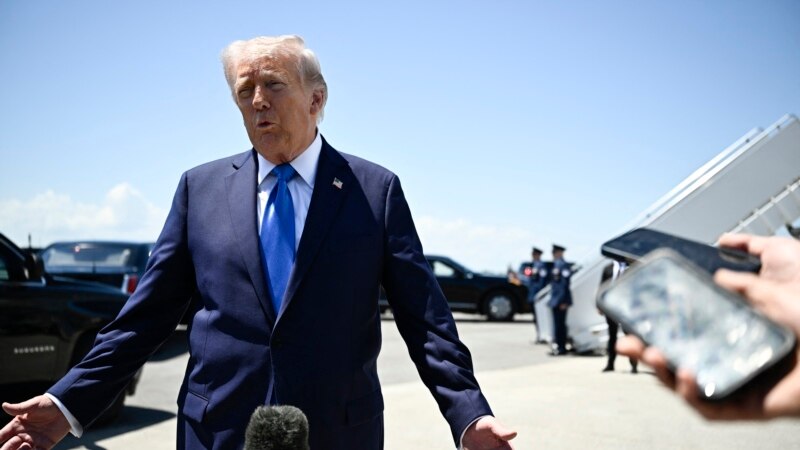 ترمپ می‌گوید ایران توان ذخیره‌سازی نفت ندارد و زیرساختش حدود سه روز دیگر «منفجر خواهد شد»