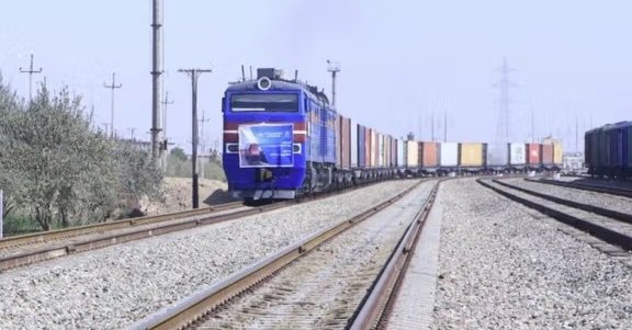 تېره میاشت؛ د اوسپنې پټلۍ له لارې تر ۸۷۳زره مټریک ټنه ډېر انتقالات شوي