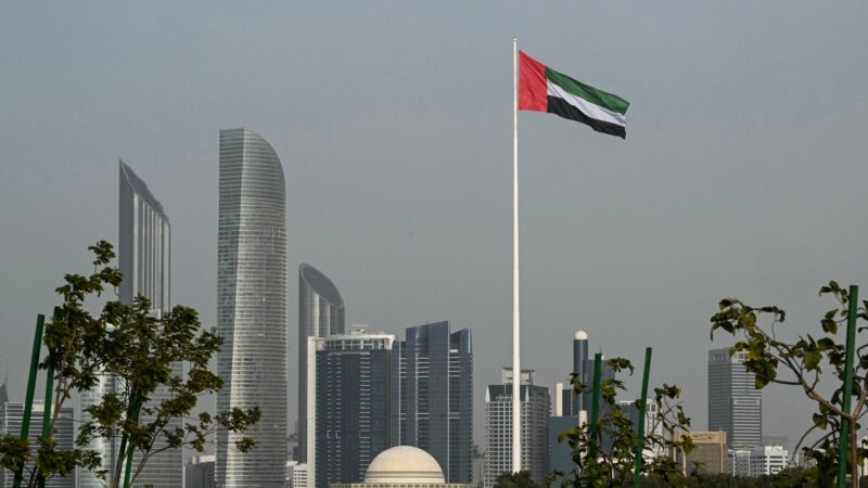 ټرمپ، له اوپیک څخه د اماراتود وتلو هرکلی وکړ