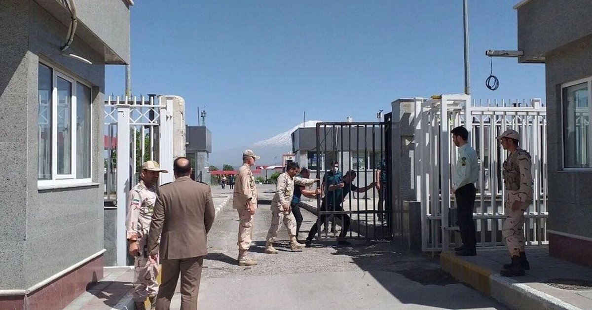 ایران له افغانستان سره په دریو سرحدي سیمو کې د بازارونو فعالولو ته چمتووالی ښودلی