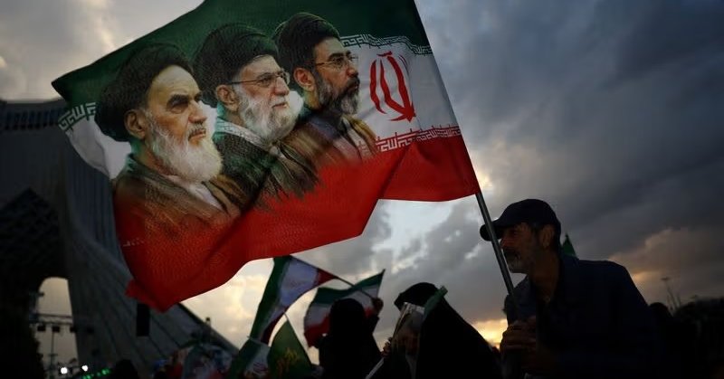 اسرايیلي رسنۍ: د ایران حکومت د سقوط احتمال لا هم مطرح دی