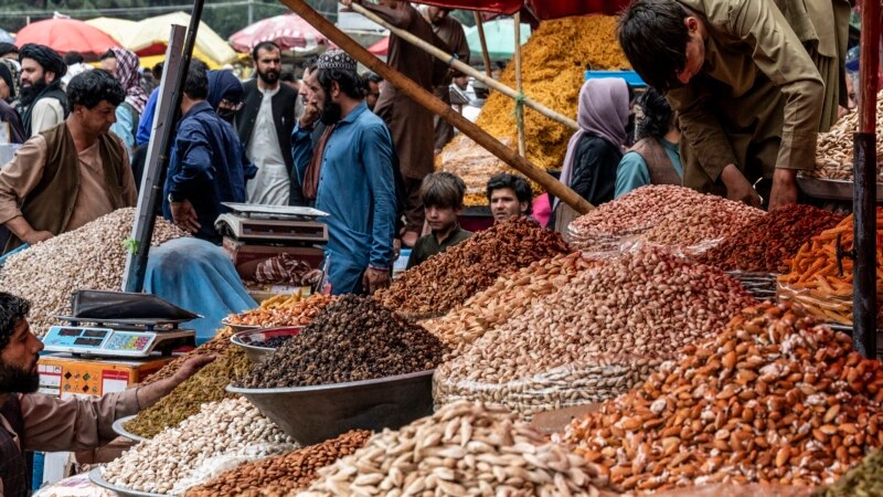 لوی اختر او بېوزلي؛ خلک وايي بېوسه دي