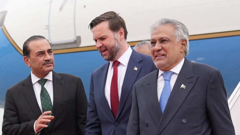 وزیر خارجۀ پاکستان: 
