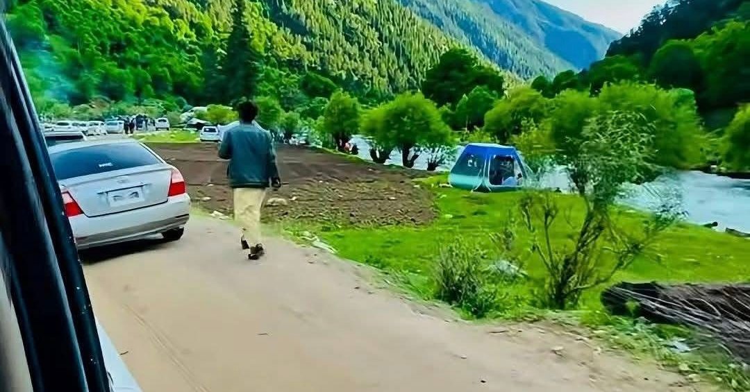 نورستان د اختر په ورځو کې؛ د سیلانیانو هوايي ډزو خلک ځورولي او یو کس هم وژل شوی