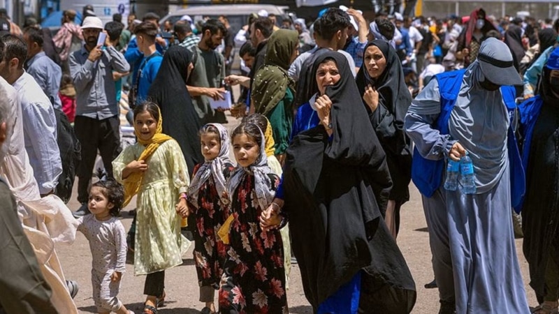 ملل متحد: زنان افغان درمیان آسیب‌پذیرترین قشر در میان برگشت کنندگان اجباری از پاکستان اند