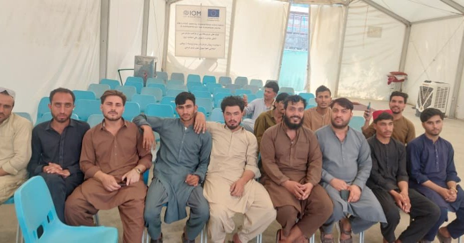 د طالبانو د کډوالو وزارت: د پاکستان له زندانونو ۷۹ افغانان خوشې شوي