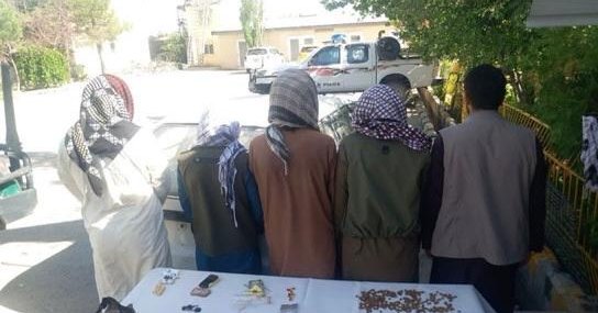 طالبان وایي د نشه‌یي توکو د قاچاق او پلور په تور یې لسو ولایتونو کې ۶۸کسان نیولي
