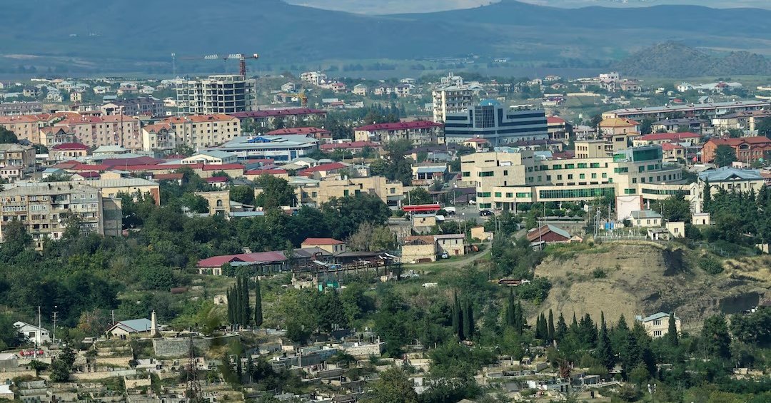 اذربایجان ته په ناقانونه توګه د اوښتو په تور دوه افغانان نیول شوي