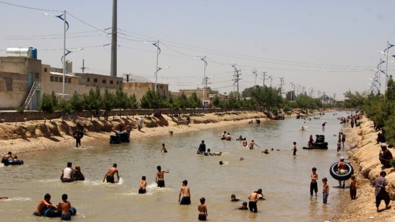 افغانستان کې  په روان لمریز کال کې لسګونه کسان په اوبو کې ډوب شوي او ژوند یې له لاسه ورکړی دی