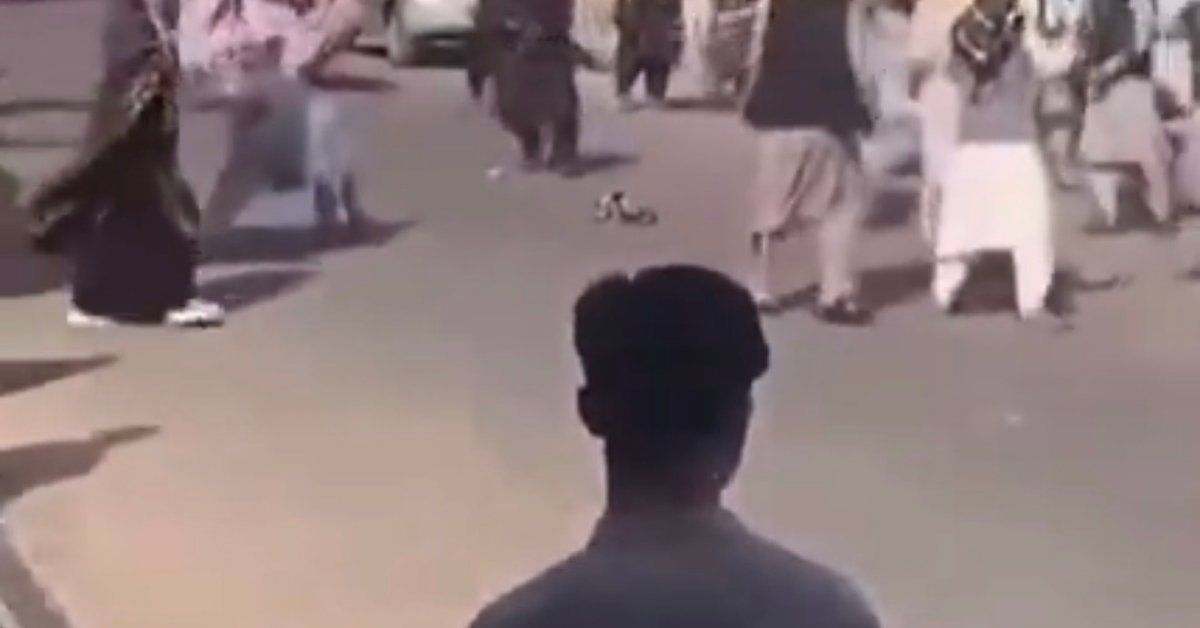 په هرات کې د ښځو د ځپنې غچ اخیستنه؛ مقاومت جبهې طالبانو ته د زیان اړولو خبرداری ورکړ