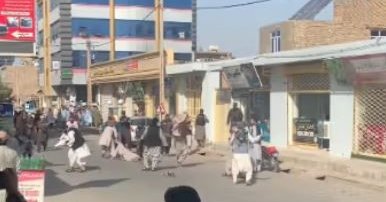 د نارینه‌وو ملاتړ؛ عاطفي وابستګي که ټولنیزه اړتیا؟