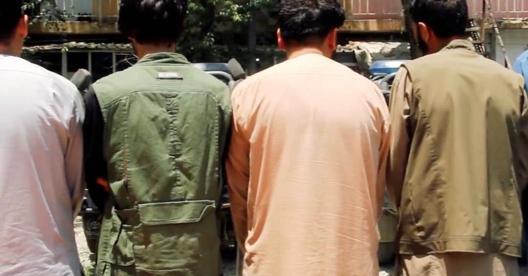 طالبانو په کابل او خوست کې د بېلابېلو جرمونو په تور د دوو ښځو په ګډون ۹ کسان نیولي دي