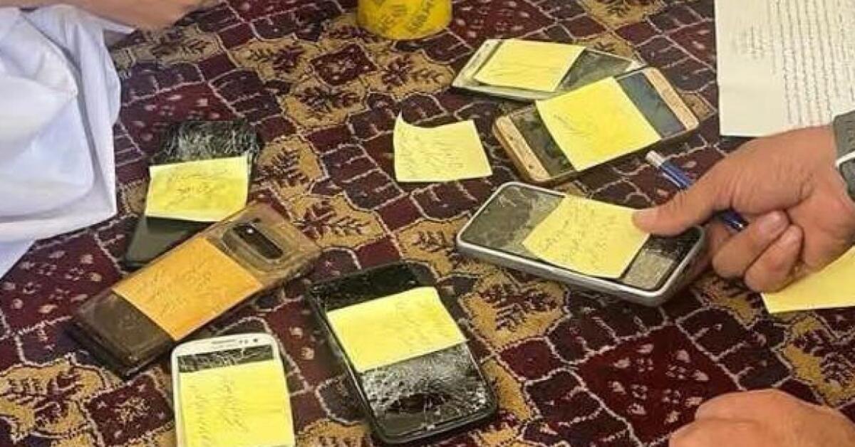 مرکز خبرنگاران افغانستان ممنوعیت استفاده از تلفن‌های هوشمند توسط طالبان در ادارات دولتی را محکوم کرد