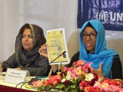 ملګري ملتونه وايي له یو نیم میلیون بېرته ستنو شویو افغانانو سره د قانوني اسنادو جوړولو کې مرسته کوي