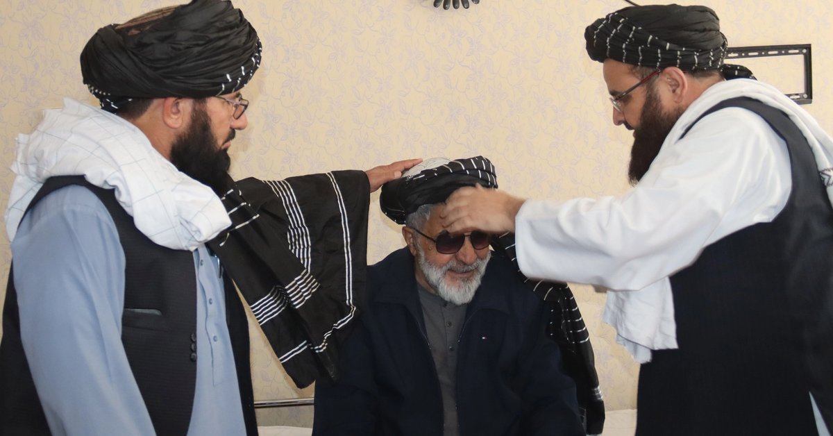 له کاناډا تر راستنېدو وروسته؛ حبیب‌الله رفیع د طالبانو له لوري وستایل شو