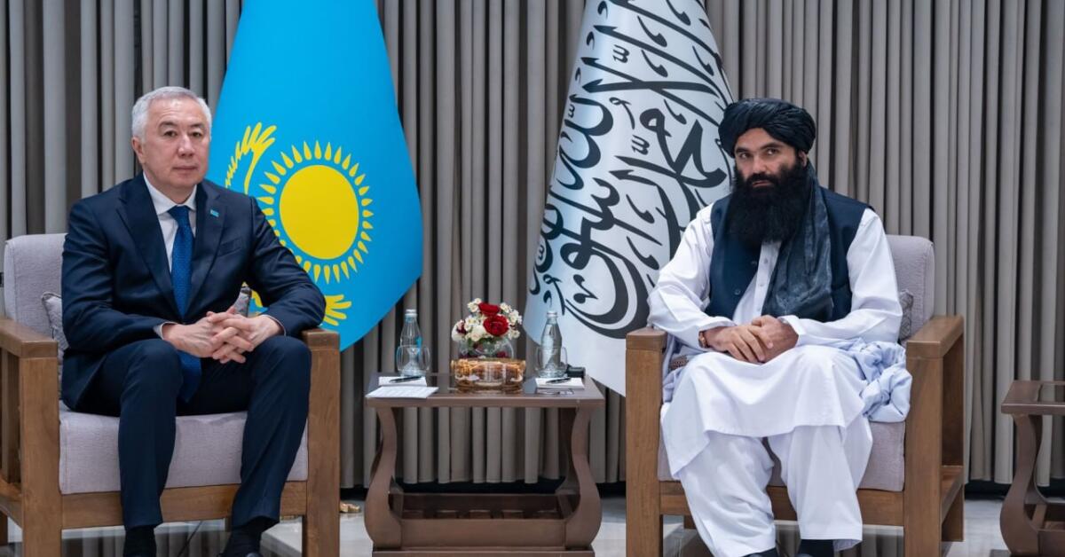 معاون نخست‌وزیر قزاقستان و وزیر داخله‌ی طالبان در مورد امنیت و مبارزه با مواد مخدر گفت‌وگو کردند