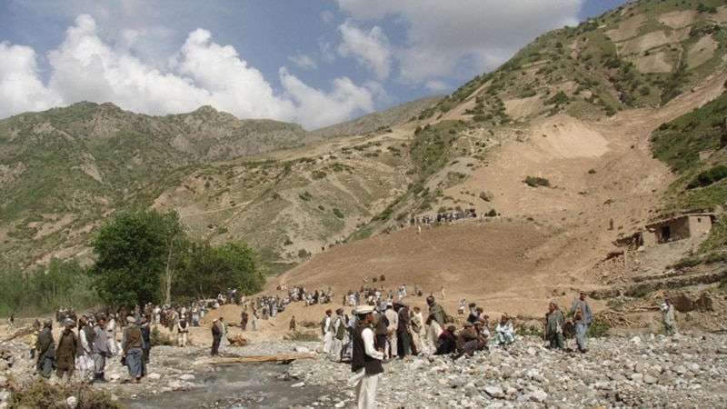 یوې شدیدې زلزلې افغانستان او شاوخوا هیوادونه ولړزول