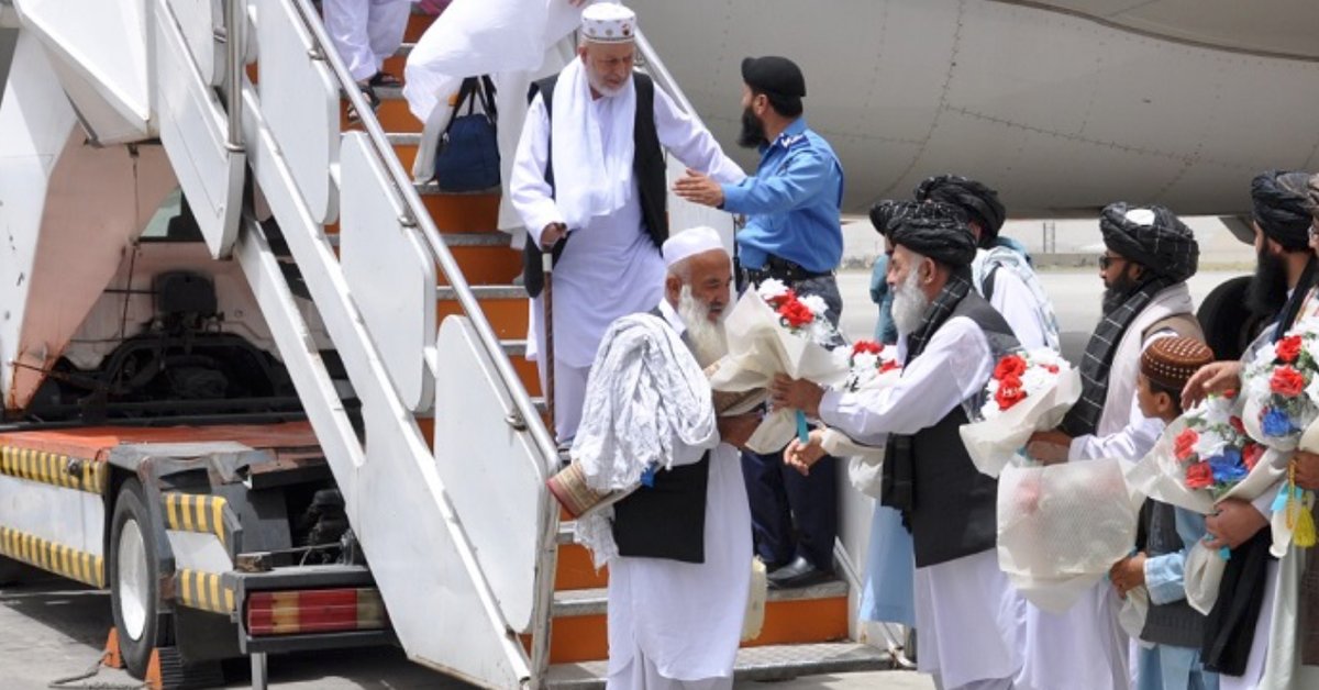 له عربستان څخه د افغان حاجیانو راستنېدنه؛ طالبان وایي دا بهیر د بشپړېدو په حال کې دی