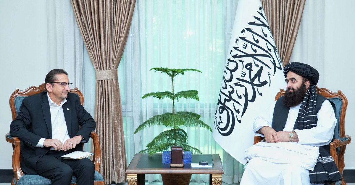 مولوي امیر خان متقي او د یوناما مرستیال د همکاریو پر پراختیا خبرې کړي