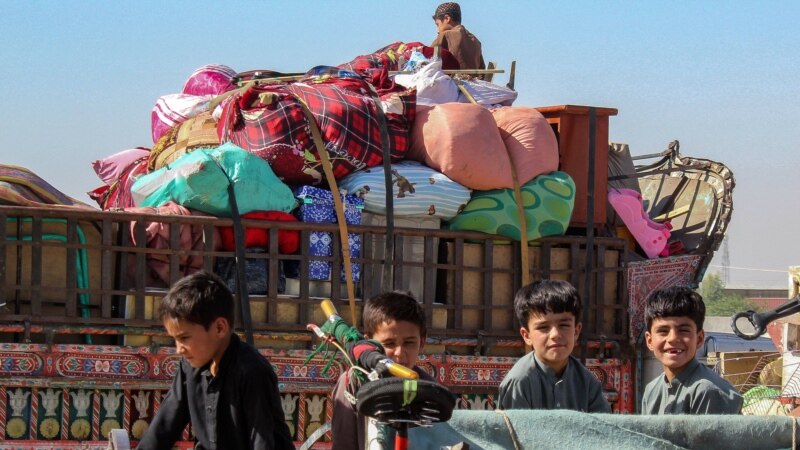 پنجاب نږدې ۱۴۰ زره بې اسناده افغان کډوال بېرته افغانستان ته ایستلي