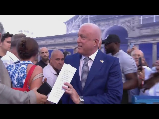 پخش زنده جشن دو صد و پنجاهمین سالگرد استقلال ایالات متحده امریکا به میزبانی سفارت این کشور در بروکسل