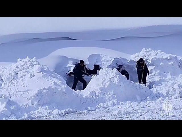 نجاتگران پس از توفان برف در خاور دور روسیه صدها نفر را تخلیه کردند