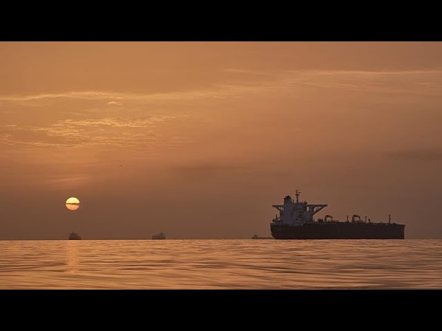 تنش در تنگه هرمز؛ «مواضع سپاه در تهران غالب شده و هیچ افق روشنی برای مذاکره نیست»