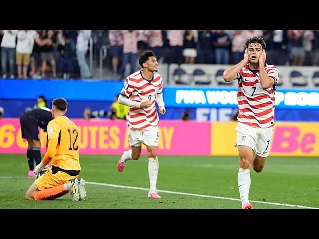آغاز درخشان آمریکا در جام جهانی در حضور ستارگان هالیوود