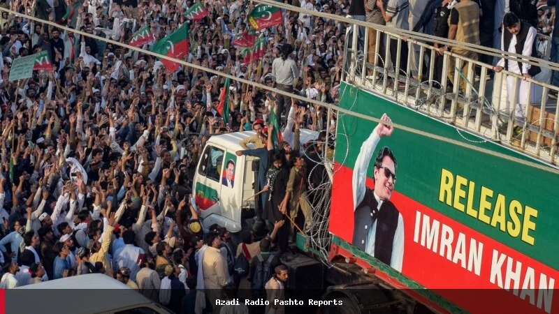 د خیبر پښتونخوا په بېلابېلو سیمو کې د بیړني حالت پر ضد پراخ لاریونونه