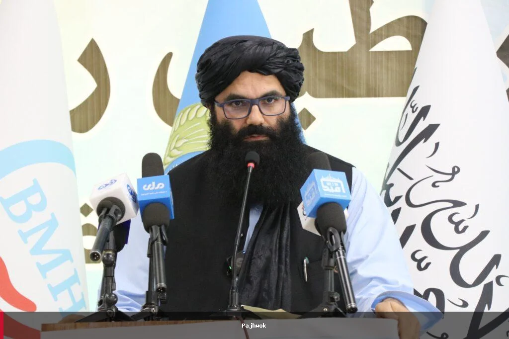 په خوست کې د بدر روغتون د ۵۰ بسترو پرانیسته؛ حقاني د روغتیا خدماتو د کیفیت لوړولو غوښتنه وکړه
