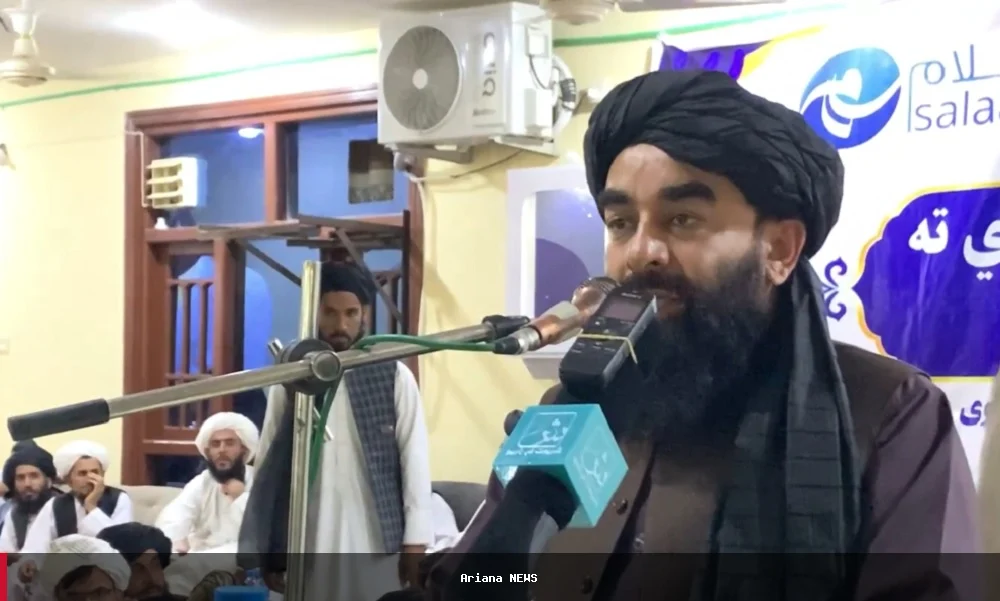 مجاھد: پاکستان د مکې د تړون د مسؤلیتونو څخه د تښتیدو لپاره پر افغانستان بریدونه کوي