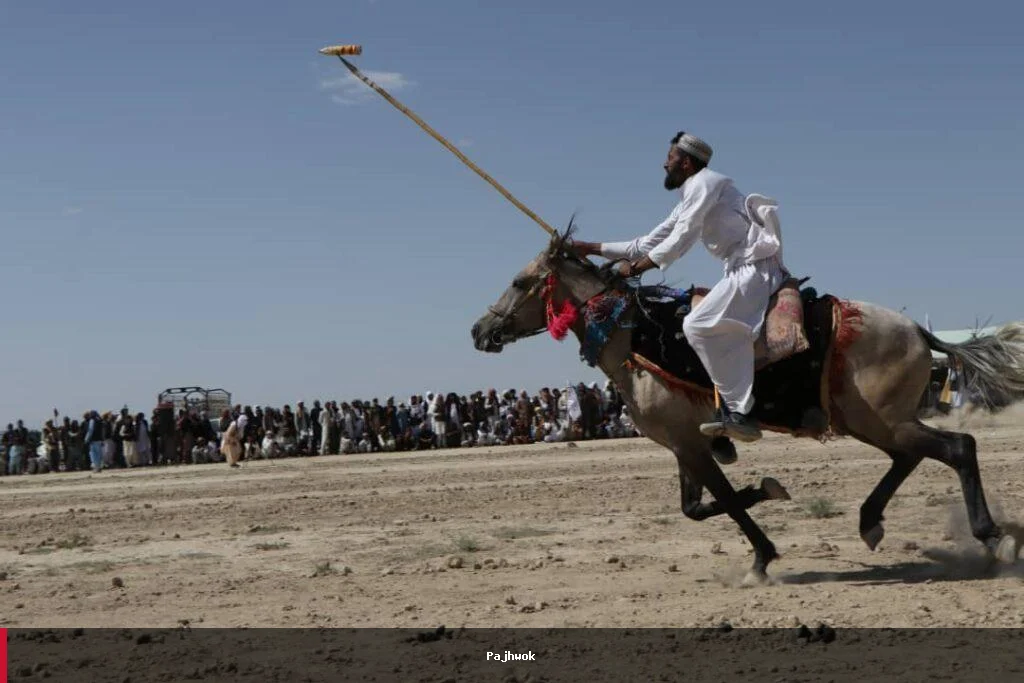 د غزني په کوربه‌توب د شپږو ولایتونو ترمنځ د نیزه‌وهنې سیالۍ روانې دي