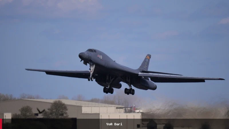 امریکا د فیرفورد هوایي اډې څخه بم افکنونه وباسي