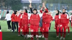 د ښځو د فوټبال تاریخي داربي؛ استقلال او پرسپولیس د لومړي ځل لپاره مخامخ شول