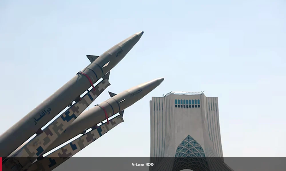 Iran threatens to hit Gulf states if US launches new strikes