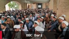 طالبانو د خاتم‌النبیین علمي مرکز ته د ورتګ پر مهال د استادانو او طلبه‌ګانو د وتلو غوښتنه وکړه
