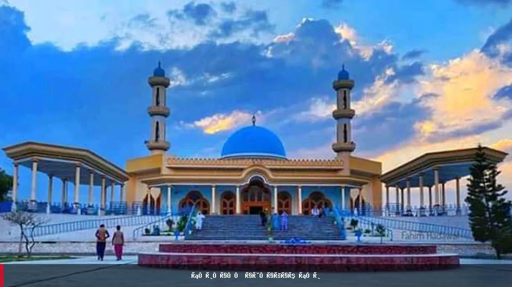 طالبانو د امامانو لپاره خطبه: ښځه عورت ده، باید په کور کې پاتې شي
