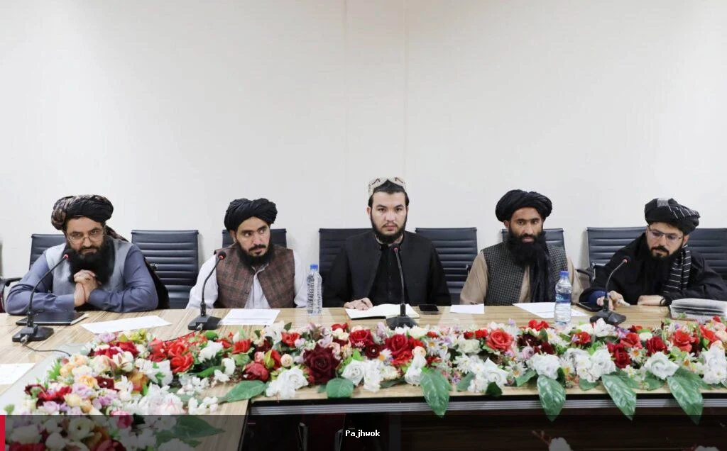د کډوالو چارو وزارت او نړیوالو بنسټونو ترمنځ د مرستو همغږي بحث شو