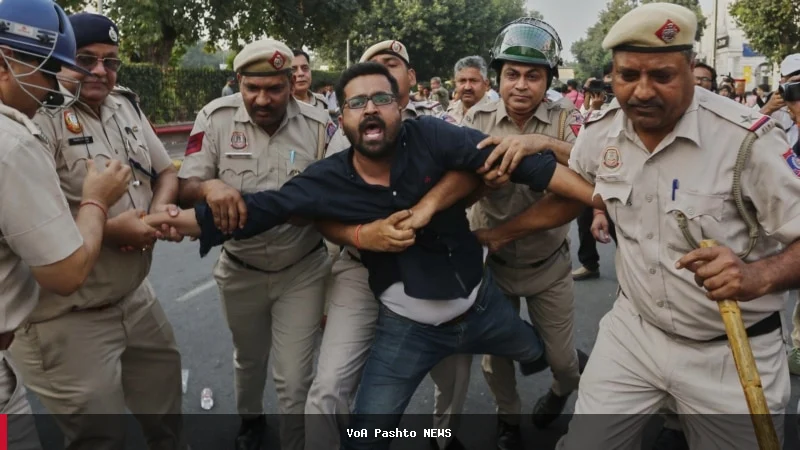 کاکروچ جنتا ډلې د لاریون نېټې ټاکلو لپاره پولیسو ته یو ورځ مهلت ورکړ
