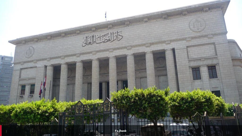 د مصر محکمې د تلویزیوني ویاندې سارا خلیفه او ۱۱ نورو کسانو د اعدام حکم صادر کړ