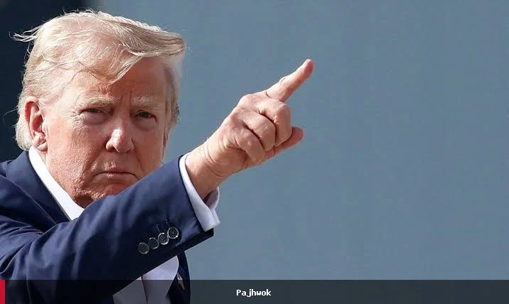 ډونالډ ټرمپ: له ایران سره د خبرو نشتوالی او د راتلونکو پېښو اشاره